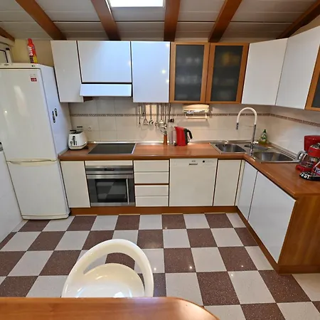Apartment Eva Zadar