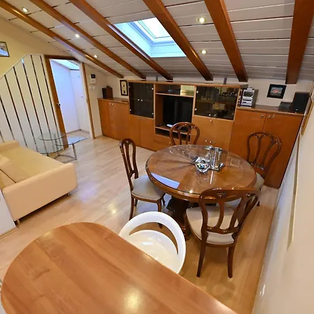 Apartment Eva Zadar