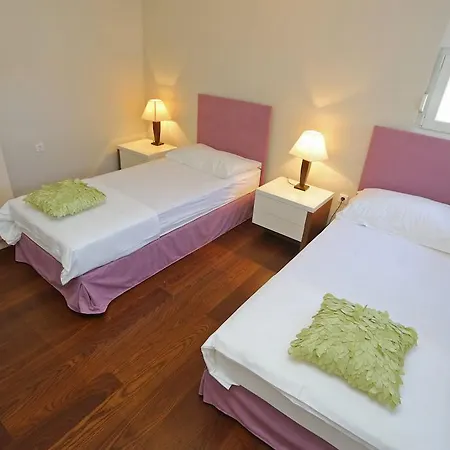 Eva Apartment *