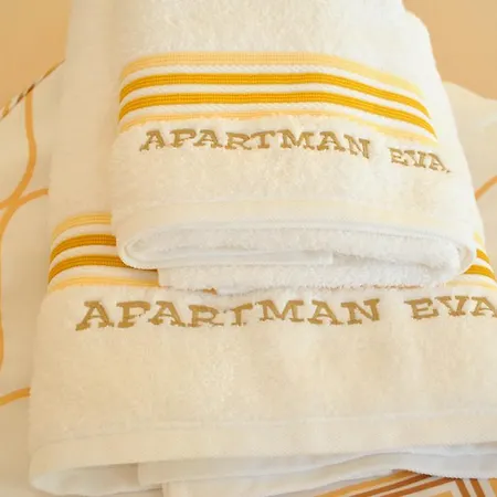 Eva Apartment *